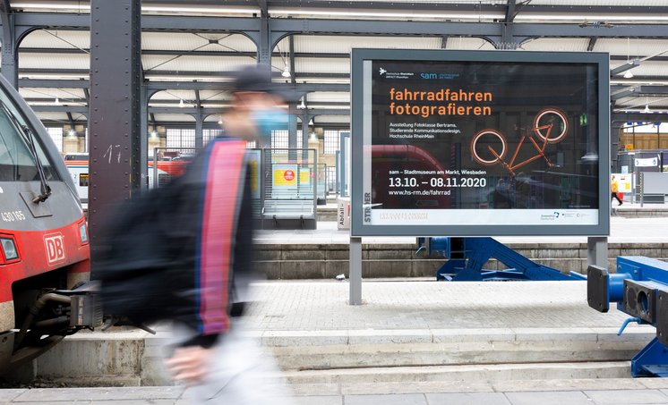 Präsenz durch gezielte Marketingmaßnahmen am Wiesbadener Hauptbahnhof © Lisa Mohr